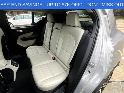 Used 2025 Volvo XC40 B5 Ultra w/ Protection Package Premier image 22