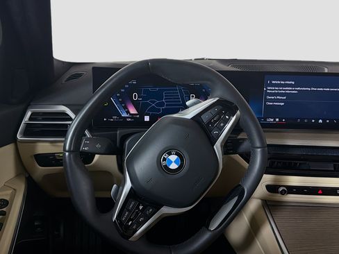 Used 2025 BMW 330i Sedan RWD image 17