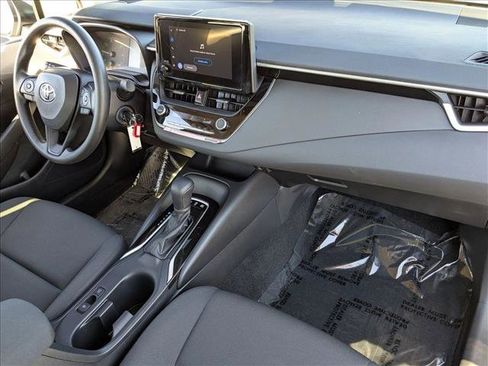 Certified 2025 Toyota Corolla LE image 20