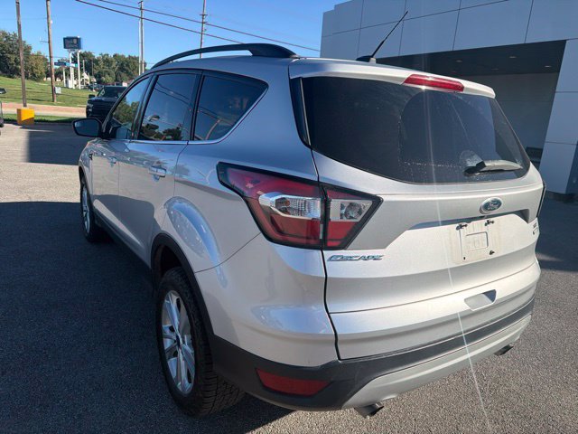 Used 2018 Ford Escape SE AWD/4WD image 16