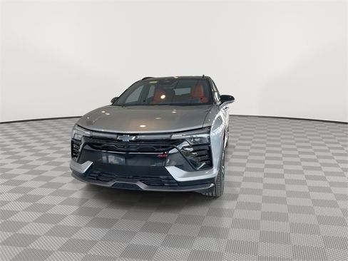 Used 2025 Chevrolet Blazer EV SS image 4