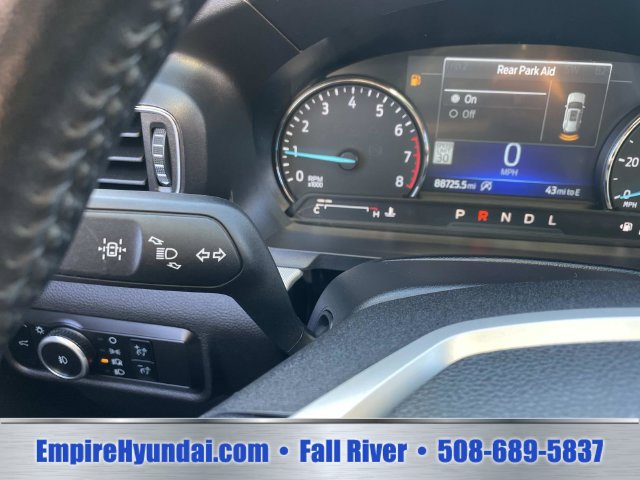 Used 2023 Ford Explorer XLT w/ Equipment Group 202A AWD/4WD image 32