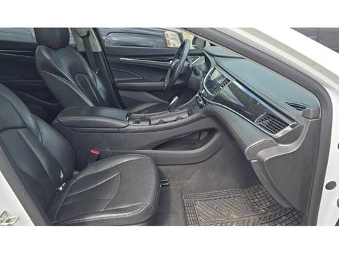 Used 2017 Buick LaCrosse Essence w/ Sun and Shade Package FWD image 5