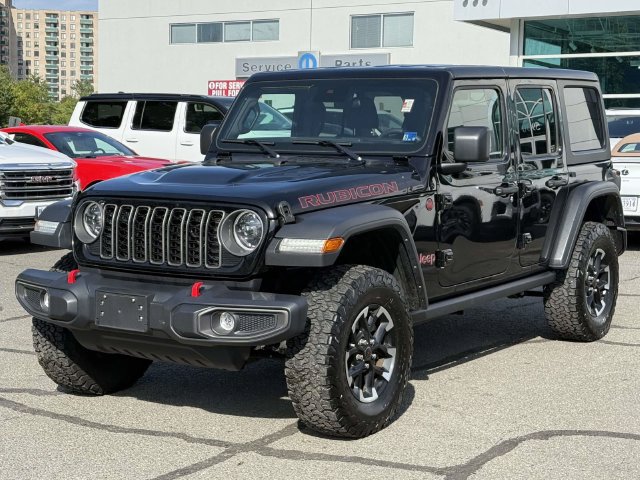 Used 2025 Jeep Wrangler Unlimited Rubicon AWD/4WD image 6