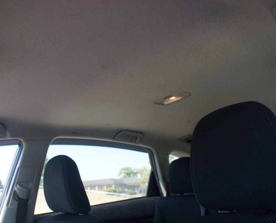 Used 2015 Toyota Prius V Three FWD image 6