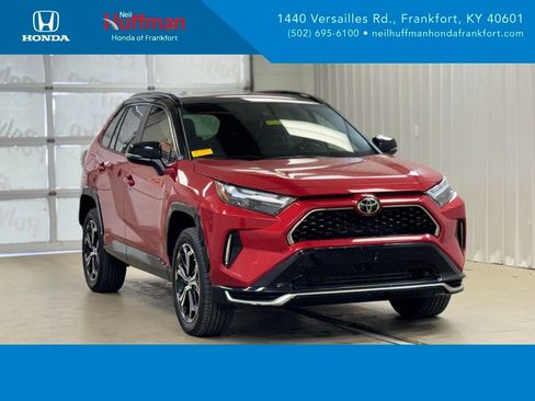 Used 2025 Toyota RAV4 XSE w/ Weather Package image 1