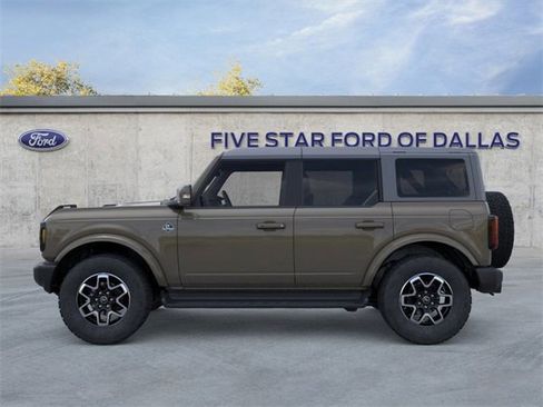 New 2025 Ford Bronco Outer Banks image 3