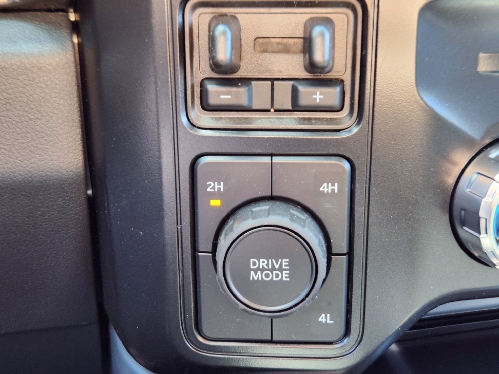 New 2026 Ford F550 4x4 Crew Cab image 24