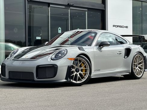 Used 2018 Porsche 911 GT2 RS image 1