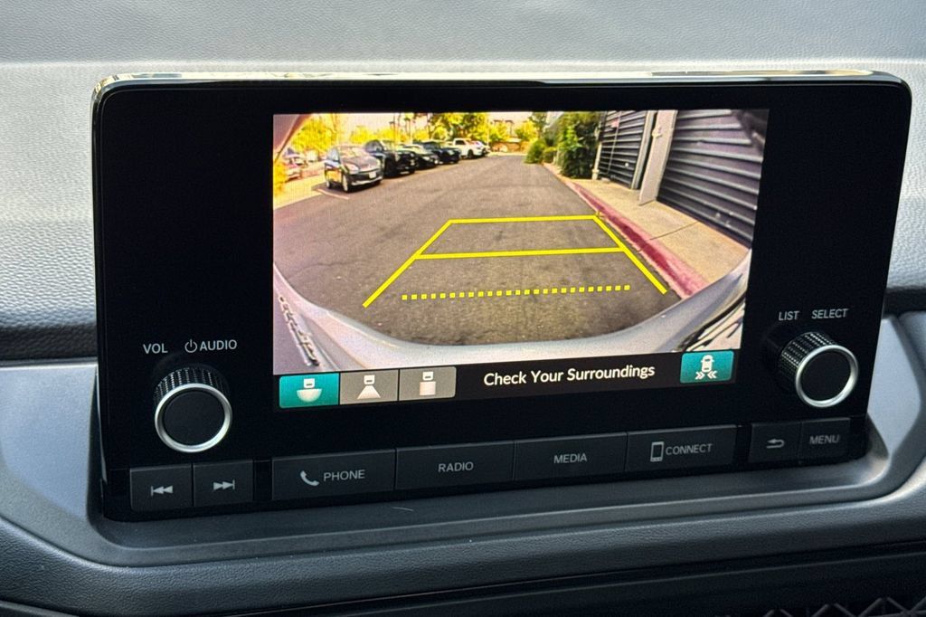 Used 2025 Honda Accord SE image 18