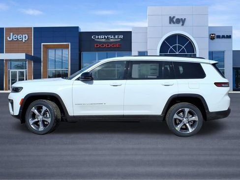 New 2026 Jeep Grand Cherokee L Limited AWD/4WD image 3