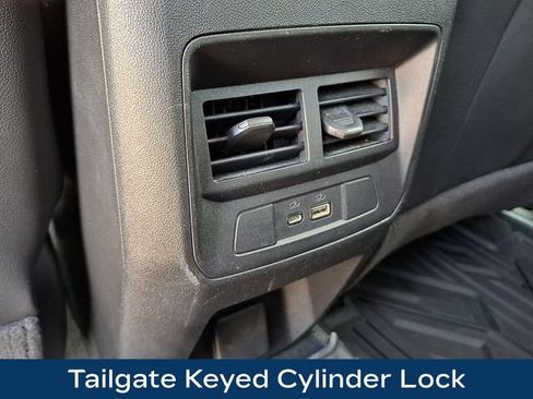 Used 2024 Chevrolet Colorado LT w/ LT Convenience Package III AWD/4WD image 22