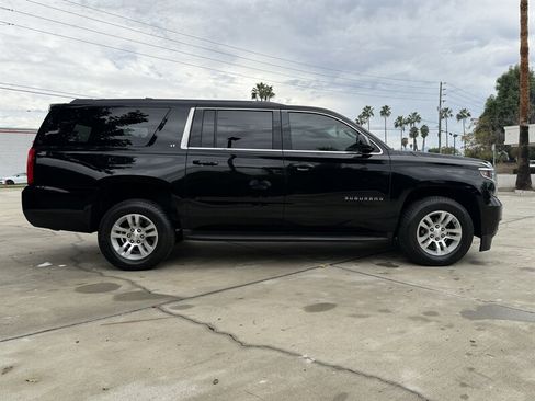 Used 2020 Chevrolet Suburban LT RWD image 6