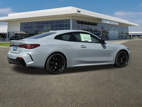 New 2026 BMW 430i Coupe w/ M Sport Package image 11