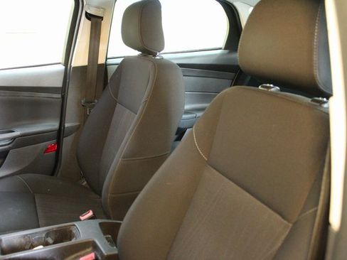 Used 2018 Ford Focus S image 14