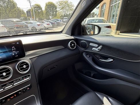 Certified 2022 Mercedes-Benz GLC 300 4MATIC image 16