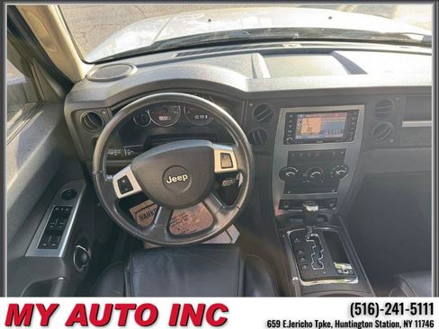 Used 2010 Jeep Commander Sport w/ Sun/Sound Group image 12