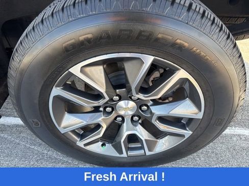 Used 2023 Chevrolet Silverado 1500 LT w/ Protection Package RWD image 17