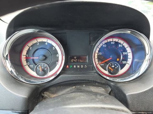 Used 2017 Dodge Grand Caravan SXT FWD image 19