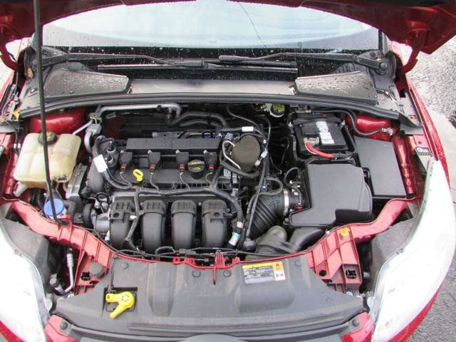 Used 2014 Ford Focus SE w/ Equipment Group 201A FWD image 17
