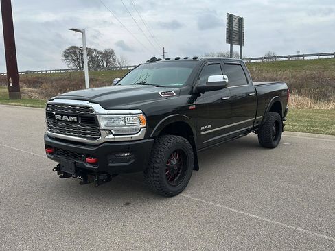 Used 2019 RAM 2500 Limited image 6