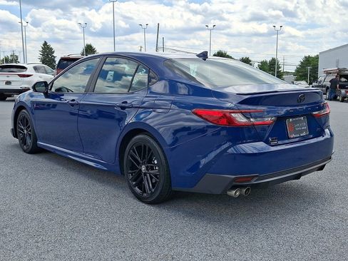 Certified 2025 Toyota Camry SE w/ Convenience Package FWD image 5