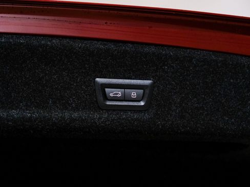 Used 2025 BMW M340i RWD image 59