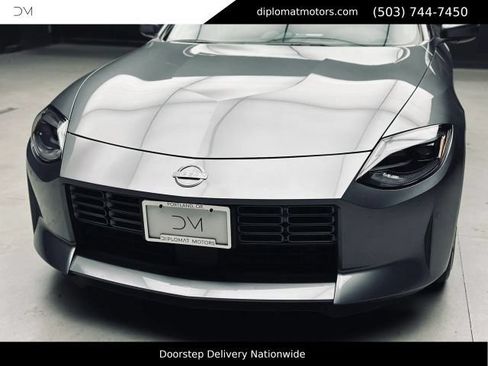 Used 2024 Nissan Z Performance w/ Floor Mat Package RWD image 14