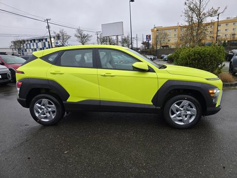 New 2026 Hyundai Kona SE image 8