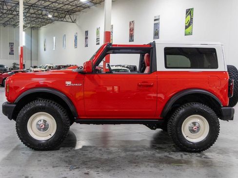 Used 2022 Ford Bronco Outer Banks w/ Sasquatch Package AWD/4WD image 3