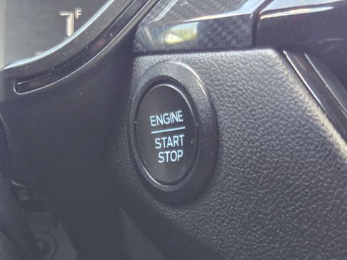 Used 2024 Ford Escape ST-Line AWD/4WD image 17