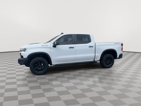 Certified 2023 Chevrolet Silverado 1500 ZR2 w/ ZR2 Bison Edition image 5
