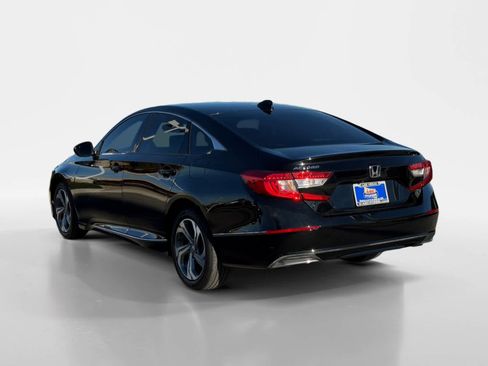 Used 2018 Honda Accord EX image 3