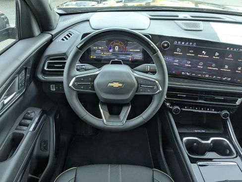 New 2026 Chevrolet Traverse High Country image 15