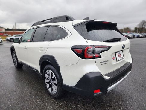 Certified 2025 Subaru Outback Limited image 21
