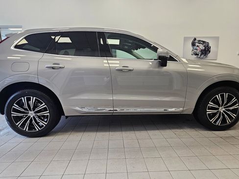 Certified 2022 Volvo XC60 B6 Inscription w/ Climate Package image 3