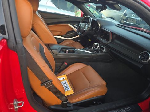 Used 2020 Chevrolet Camaro SS image 16