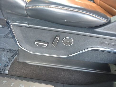 Used 2021 Ford F150 Platinum w/ Equipment Group 701A High image 24