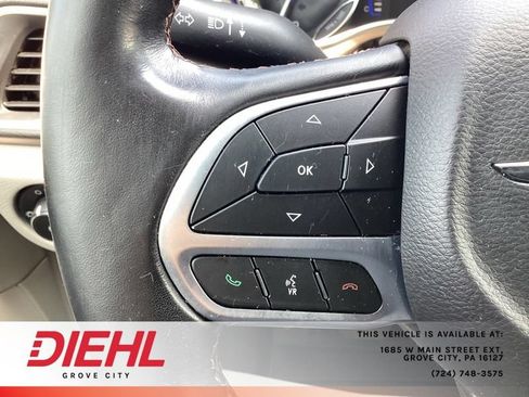 Used 2019 Chrysler Pacifica Touring Plus w/ Cold Weather Group FWD image 26