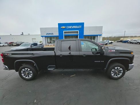 Used 2025 Chevrolet Silverado 2500 LT w/ All Star Edition image 6