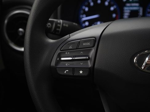 Used 2023 Hyundai Kona SE w/ Cargo Package image 24