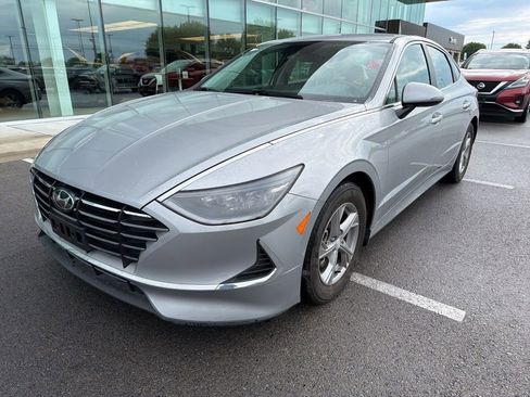 Used 2023 Hyundai Sonata SE FWD image 13