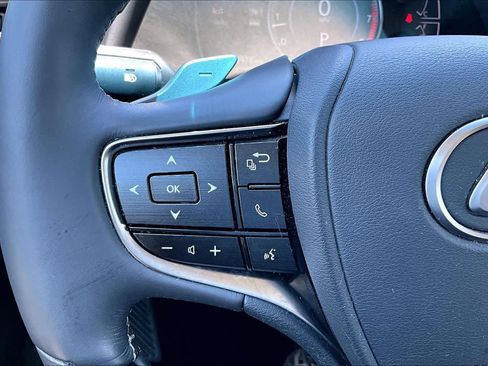 Used 2020 Lexus ES 350 w/ Premium Package image 22