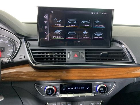 Used 2023 Audi Q5 2.0T Premium w/ Convenience Package image 26