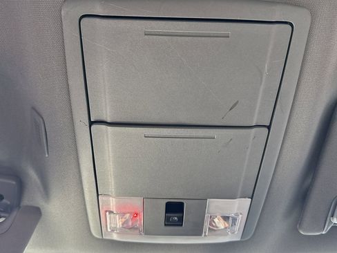 Used 2011 Ford F150 Platinum image 11