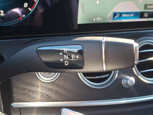 Used 2021 Mercedes-Benz E 350 4MATIC Sedan image 14