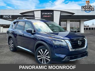 Used 2024 Nissan Pathfinder Platinum w/ Cargo Package AWD/4WD video 1