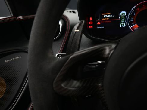 Used 2019 McLaren 570S Spider image 31