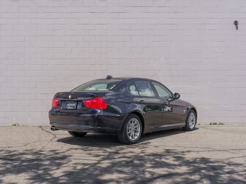 Used 2010 BMW 328i xDrive Sedan AWD/4WD image 7