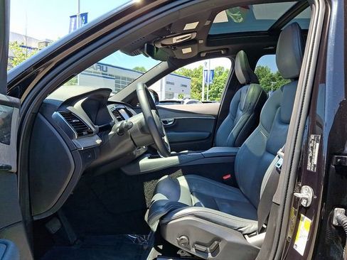 Used 2023 Volvo XC90 B6 Ultimate AWD/4WD image 13